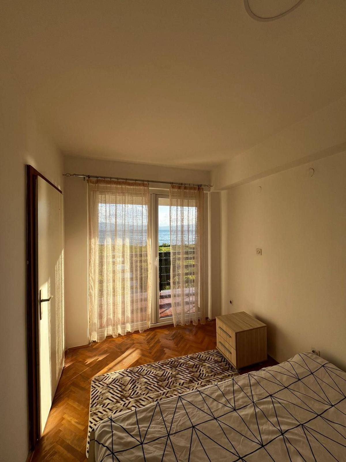 Apartment Stan So Pogled Na Ezero